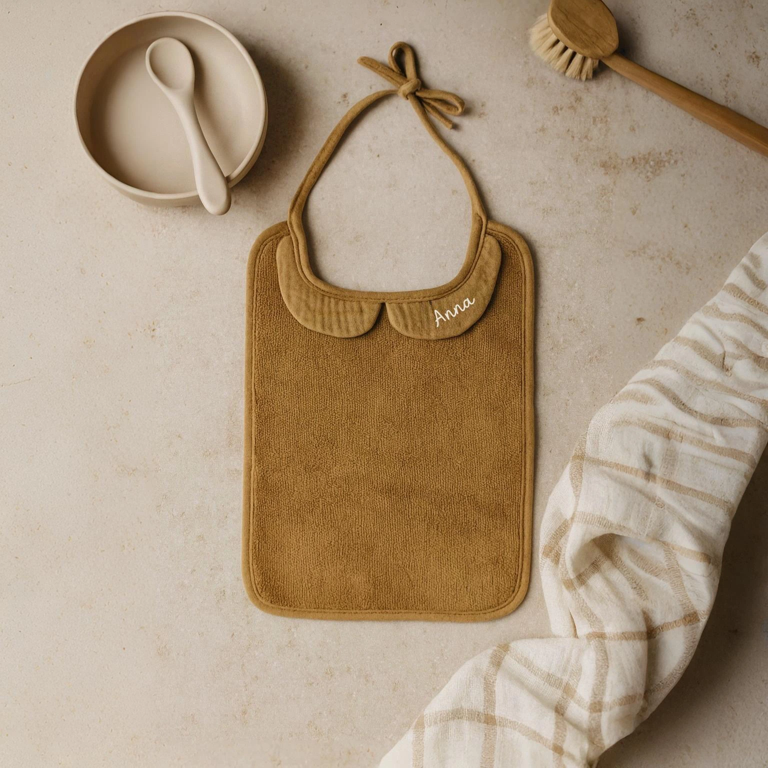 bavoir camel