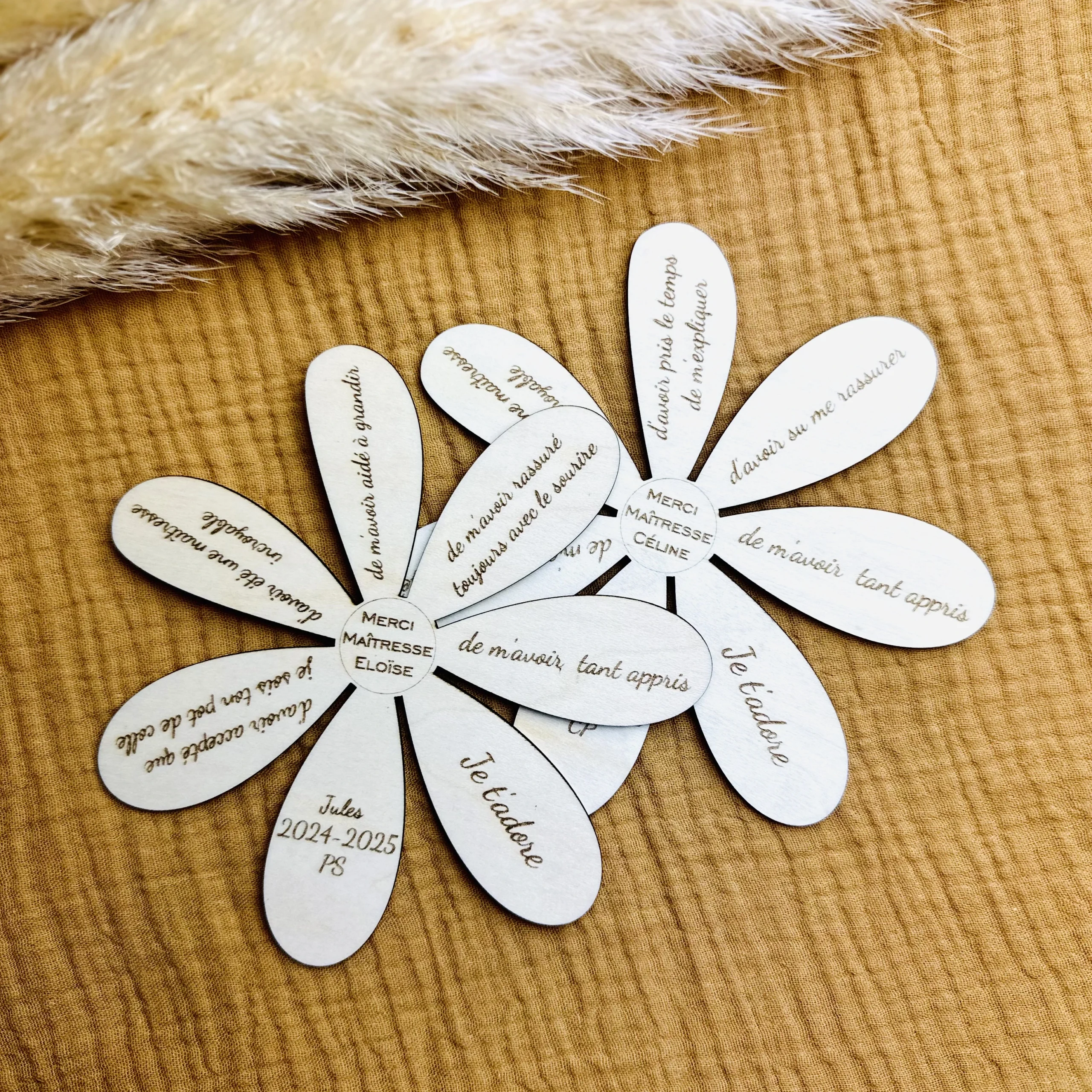 magnet fleur bois